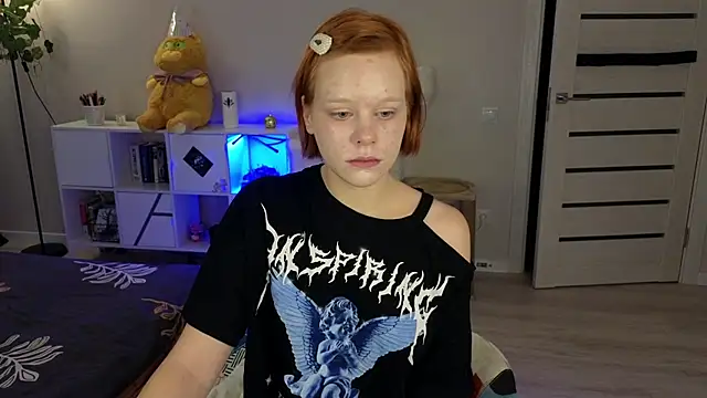 Snapshot of Lace_Thrill chatting on 12/04/25, 10:51 Lace Thrill online show from 12/04/25, 10:51