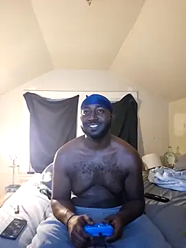 Snapshot of iLOVETRAY96 chatting on 12/18/25, 04:40 iLOVETRAY96 online show from 12/18/25, 04:40