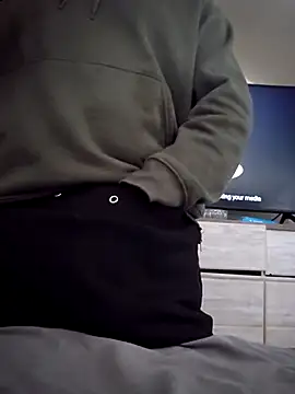 Snapshot of iLOVETRAY96 chatting on 02/02/26, 07:34 iLOVETRAY96 online show from 02/02/26, 07:34