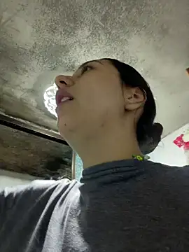 Alix Rousses21 online show from 12/18/25, 04:13