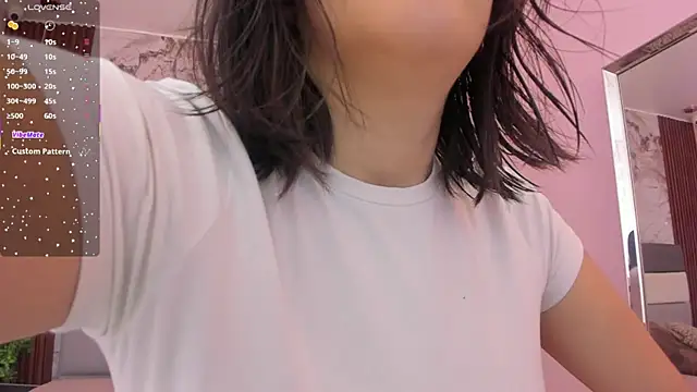 VENUSGREYS1 online show from 12/18/25, 12:22