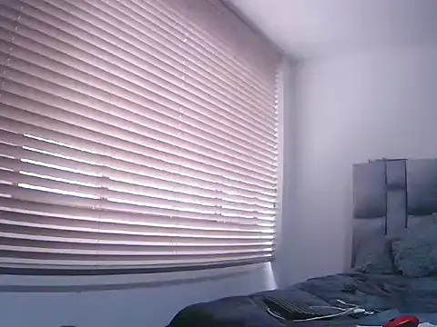 Fernanda andrew online show from 03/27/26, 04:07