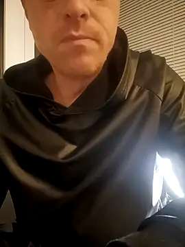 jefflatex45 online show from 12/03/25, 10:19