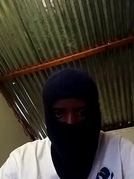 Snapshot of Maintee27 chatting on 01/15/26, 08:30 Maintee27 online show from 01/15/26, 08:30