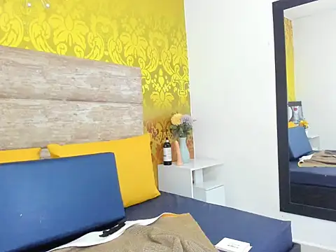 Samantha Ortiz69 online show from 04/17/26, 06:16