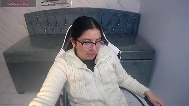 eva smit t online show from 04/17/26, 02:58