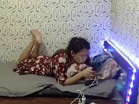 luna love bitex online show from 04/14/26, 07:42