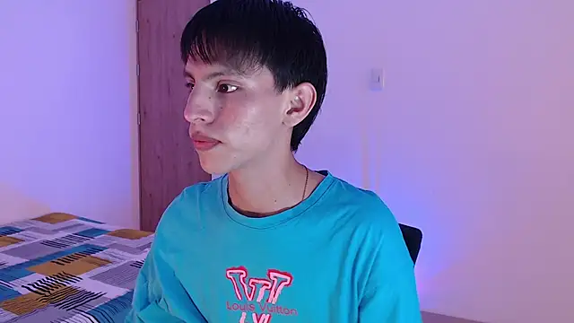 andrew courtzz online show from 04/04/26, 07:55