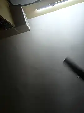 Preeti345 online show from 12/14/25, 07:47