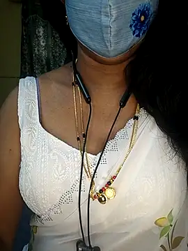 Preeti345 online show from 02/03/26, 07:13