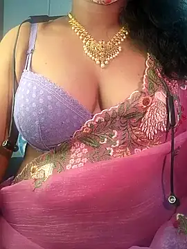 Preeti345 online show from 07/06/26, 08:55