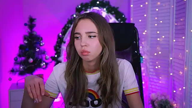 KimPorins online show from 12/22/25, 12:13