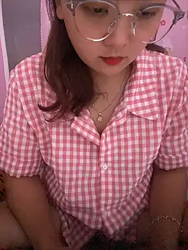 Snapshot of Samsam-006 chatting on 05/03/26, 07:03 Samsam-006 online show from 05/03/26, 07:03