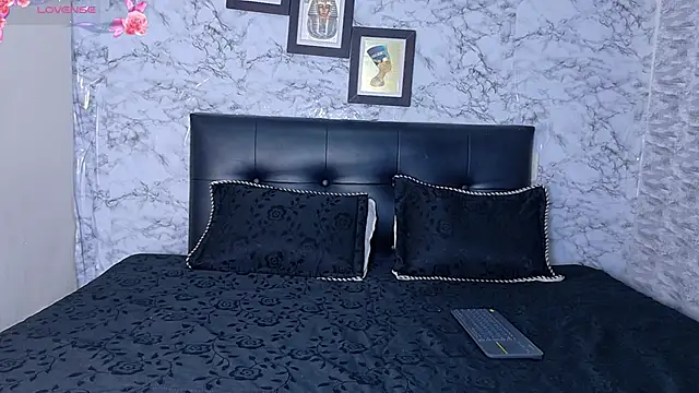 JulietaHazze  online show from 12/19/25, 03:24