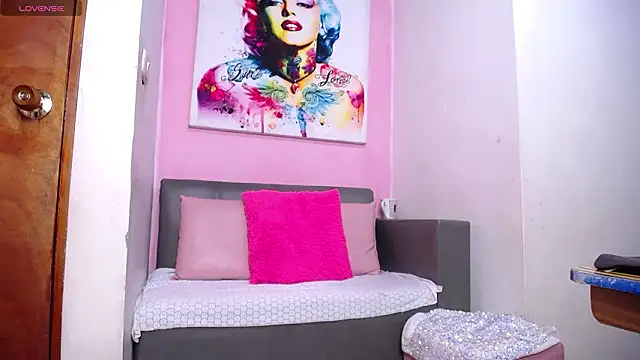 danycute  online show from 02/14/26, 02:47