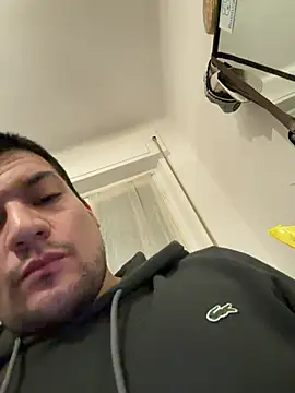 Snapshot of CharlyAlfa22 chatting on 02/05/26, 01:10 CharlyAlfa22 online show from 02/05/26, 01:10