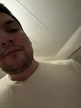 Snapshot of CharlyAlfa22 chatting on 03/11/26, 11:33 CharlyAlfa22 online show from 03/11/26, 11:33