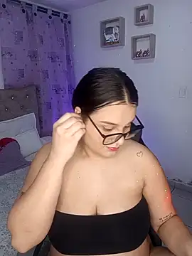 Valeriaa 21 online show from 03/01/26, 05:26