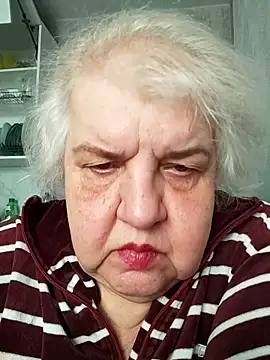 HapinessLovee online show from 04/10/26, 08:08