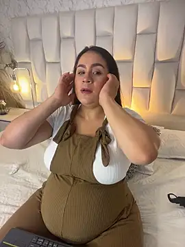 Snapshot of LissaBaker chatting on 02/11/26, 09:58 LissaBaker online show from 02/11/26, 09:58