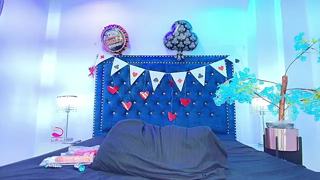 Velora nigth online show from 02/19/26, 12:06