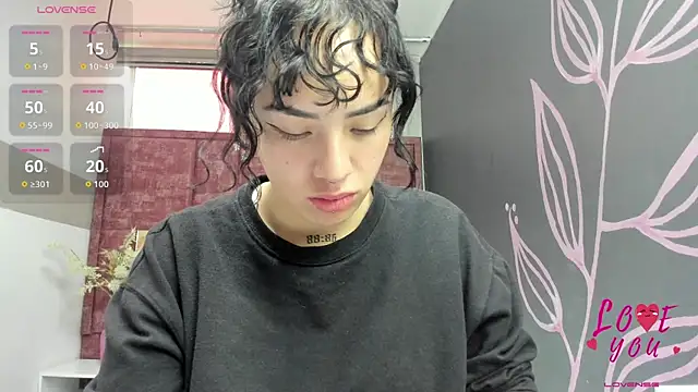 Kiara Fox   online show from 03/31/26, 07:14