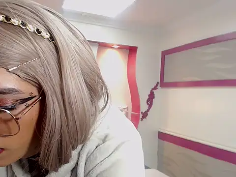 Lis Pearson online show from 01/18/26, 06:34