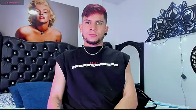 vaalentiino online show from 12/19/25, 05:42