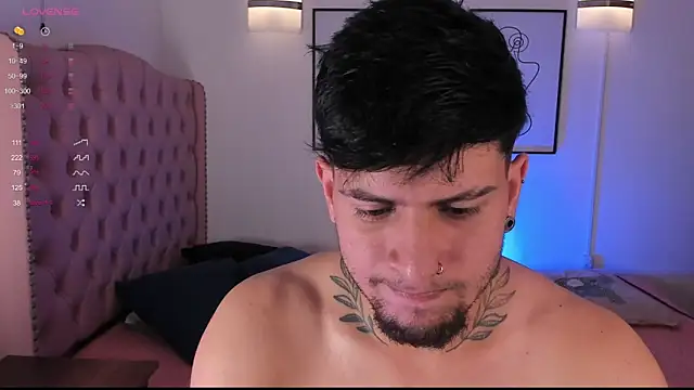 vaalentiino online show from 02/26/26, 07:35