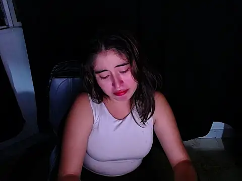 mia walker22 online show from 12/19/25, 01:45