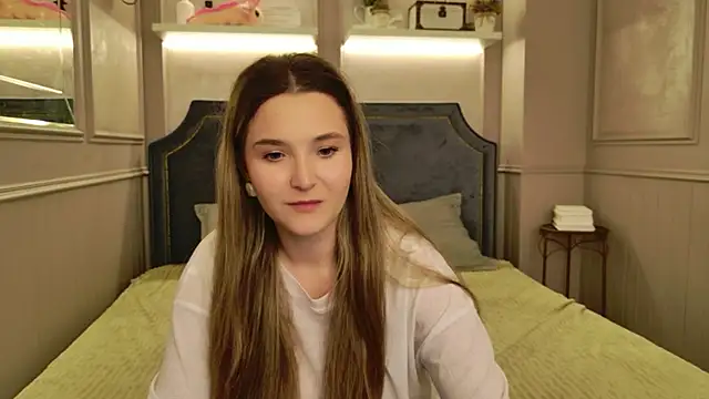 Lina Sinerz online show from 03/05/26, 08:38