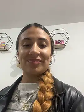 Megumi Ivanov online show from 01/17/26, 12:37