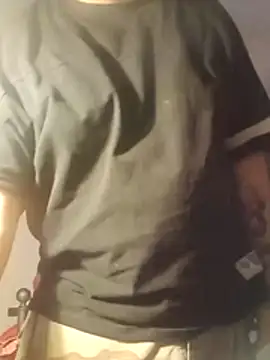 Snapshot of barbone15 chatting on 02/22/26, 11:09 barbone15 online show from 02/22/26, 11:09