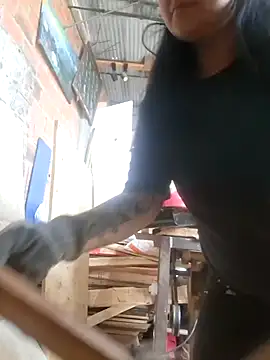 Magenta Moon online show from 12/17/25, 08:26