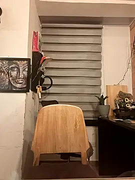 Magenta Moon online show from 04/03/26, 05:49