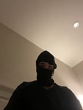 phantom898983 online show from 02/03/26, 08:19