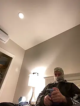 phantom898983 online show from 04/21/26, 07:25