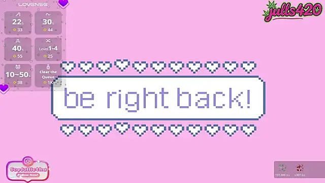 Snapshot of Julls420_ chatting on 05/17/26, 07:43 Julls420 online show from 05/17/26, 07:43