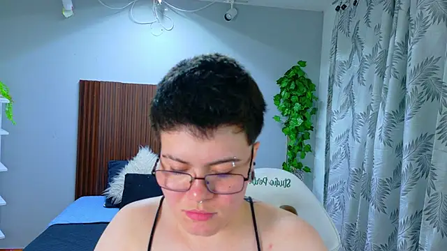 geminis xxx online show from 04/14/26, 04:07