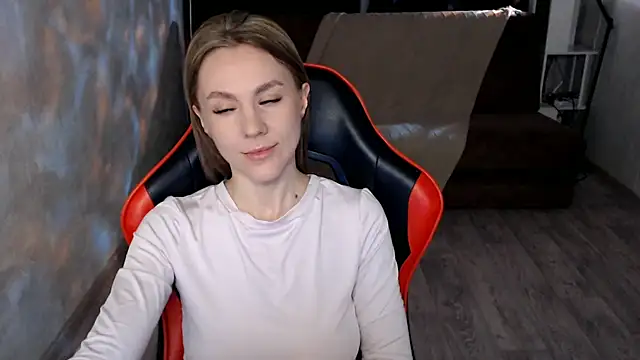 MiaBun1 online show from 02/05/26, 03:00