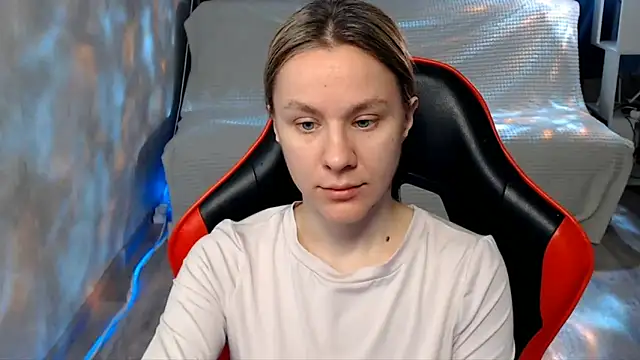 MiaBun1 online show from 03/17/26, 03:00