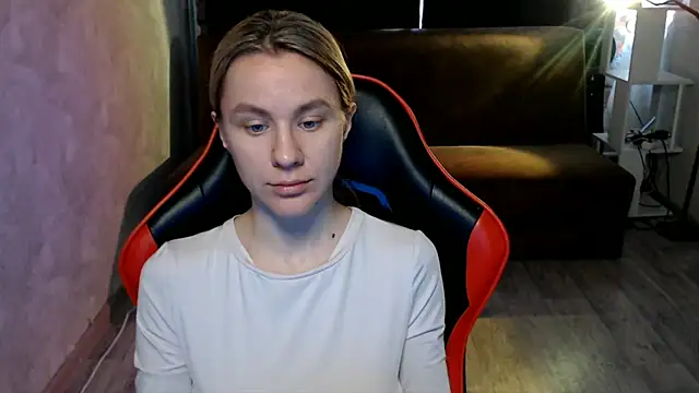 MiaBun1 online show from 04/06/26, 04:46