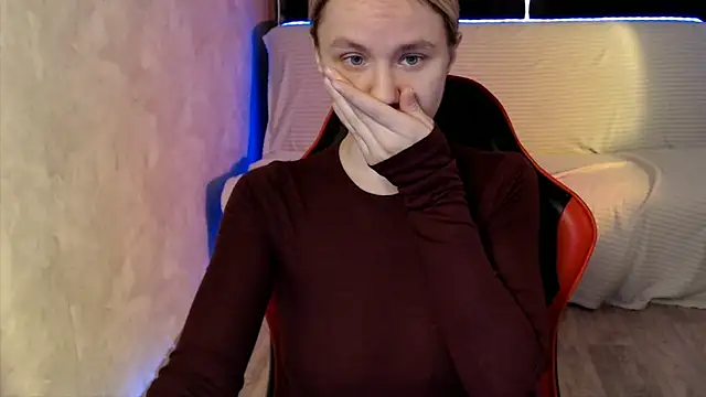 MiaBun1 online show from 04/16/26, 02:45