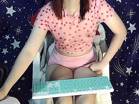 WetCreamyPusy4u online show from 03/19/26, 06:28