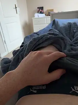 angei094 online show from 12/14/25, 08:52