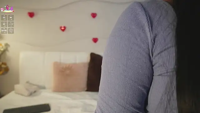 SaraJonesxx online show from 02/13/26, 07:32