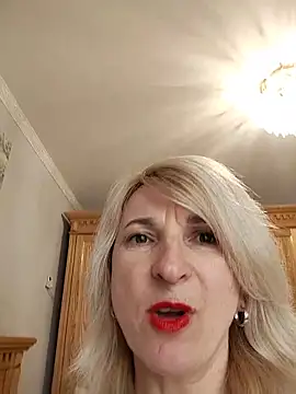 AhlyssaLove1155 online show from 06/01/26, 03:25