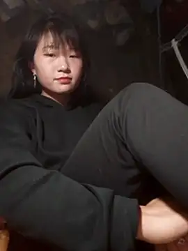 hinata-xx online show from 12/20/25, 03:13