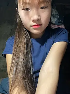 hinata-xx online show from 03/28/26, 04:23