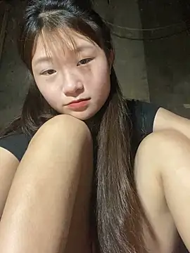 hinata-xx online show from 04/18/26, 03:54